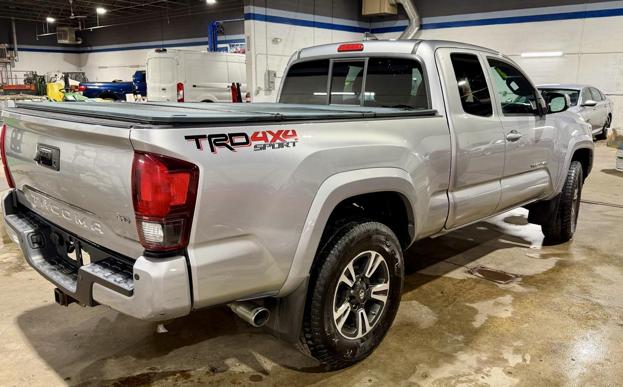 Toyota Tacoma 4WD Access Cab V6 AT TRD Sport (Natl) 2019