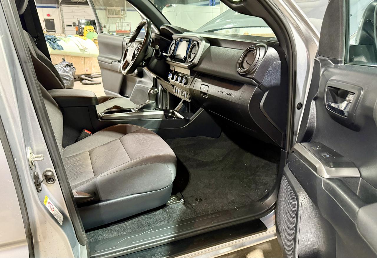 Toyota Tacoma 4WD Access Cab V6 AT TRD Sport (Natl) 2019