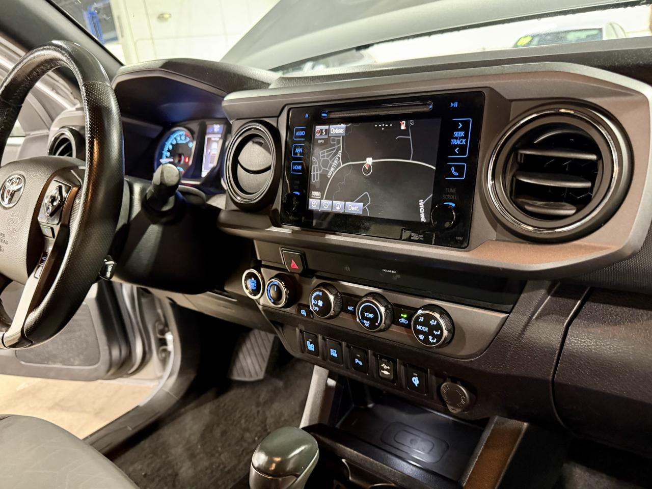 Toyota Tacoma 4WD Access Cab V6 AT TRD Sport (Natl) 2019