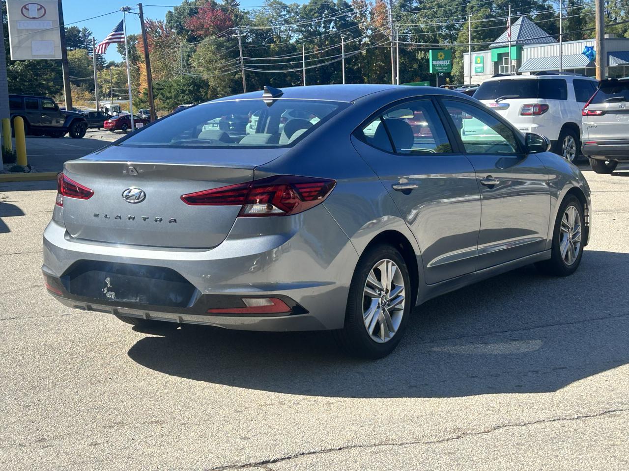 Hyundai Elantra Limited 2019