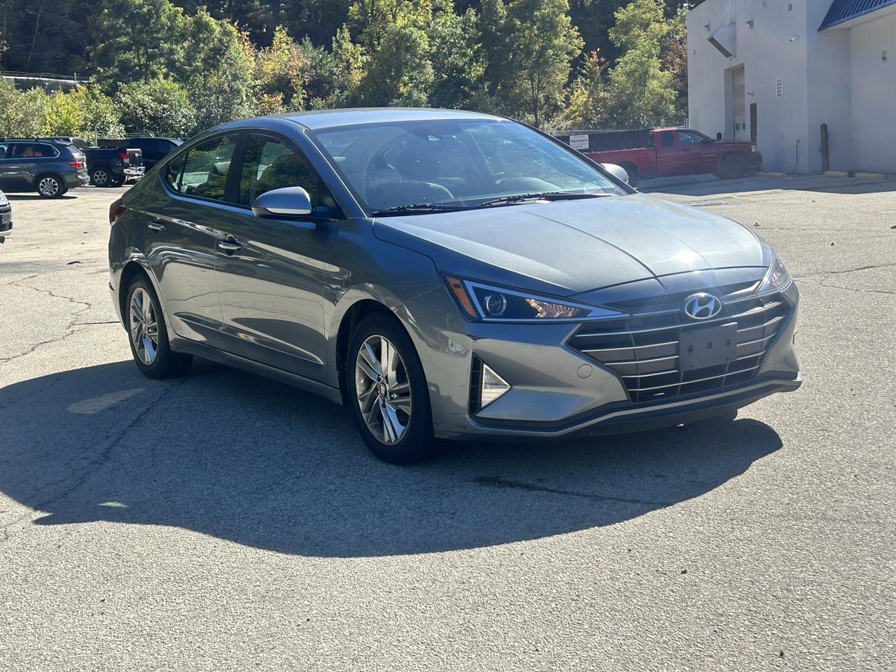 Hyundai Elantra Limited 2019