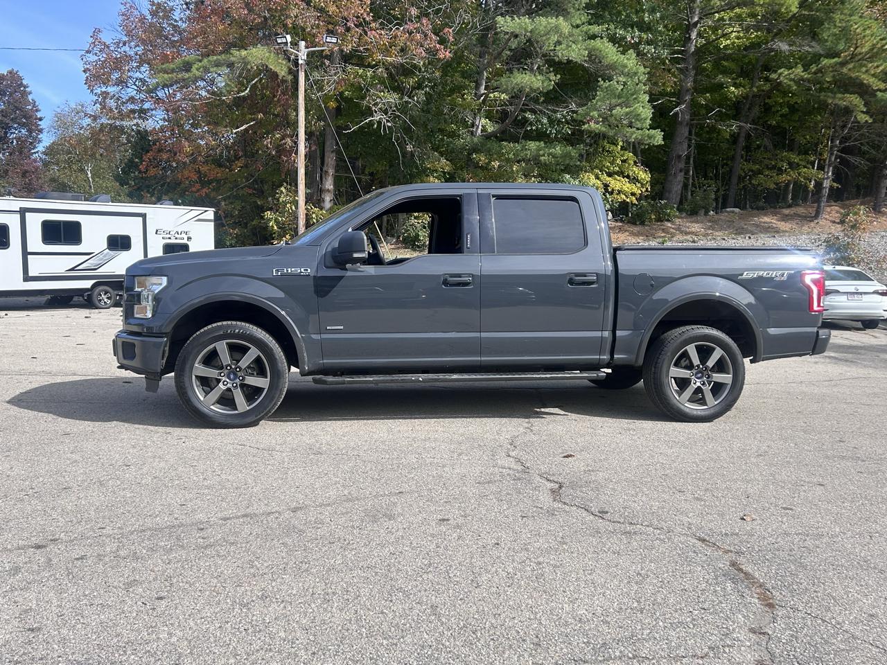 Ford F-150 XL SuperCrew 5.5-ft. Bed 4WD 2016