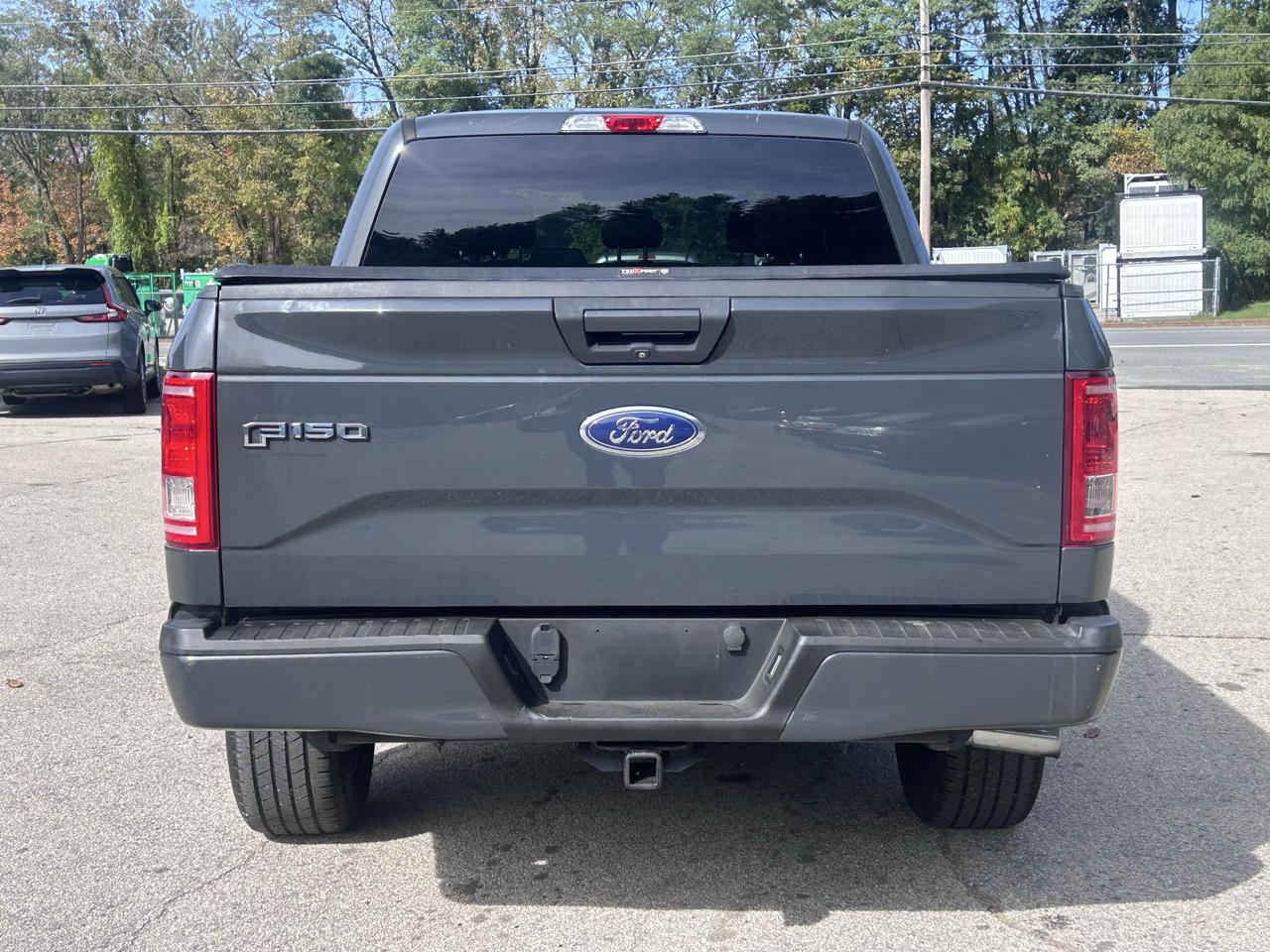 Ford F-150 XL SuperCrew 5.5-ft. Bed 4WD 2016