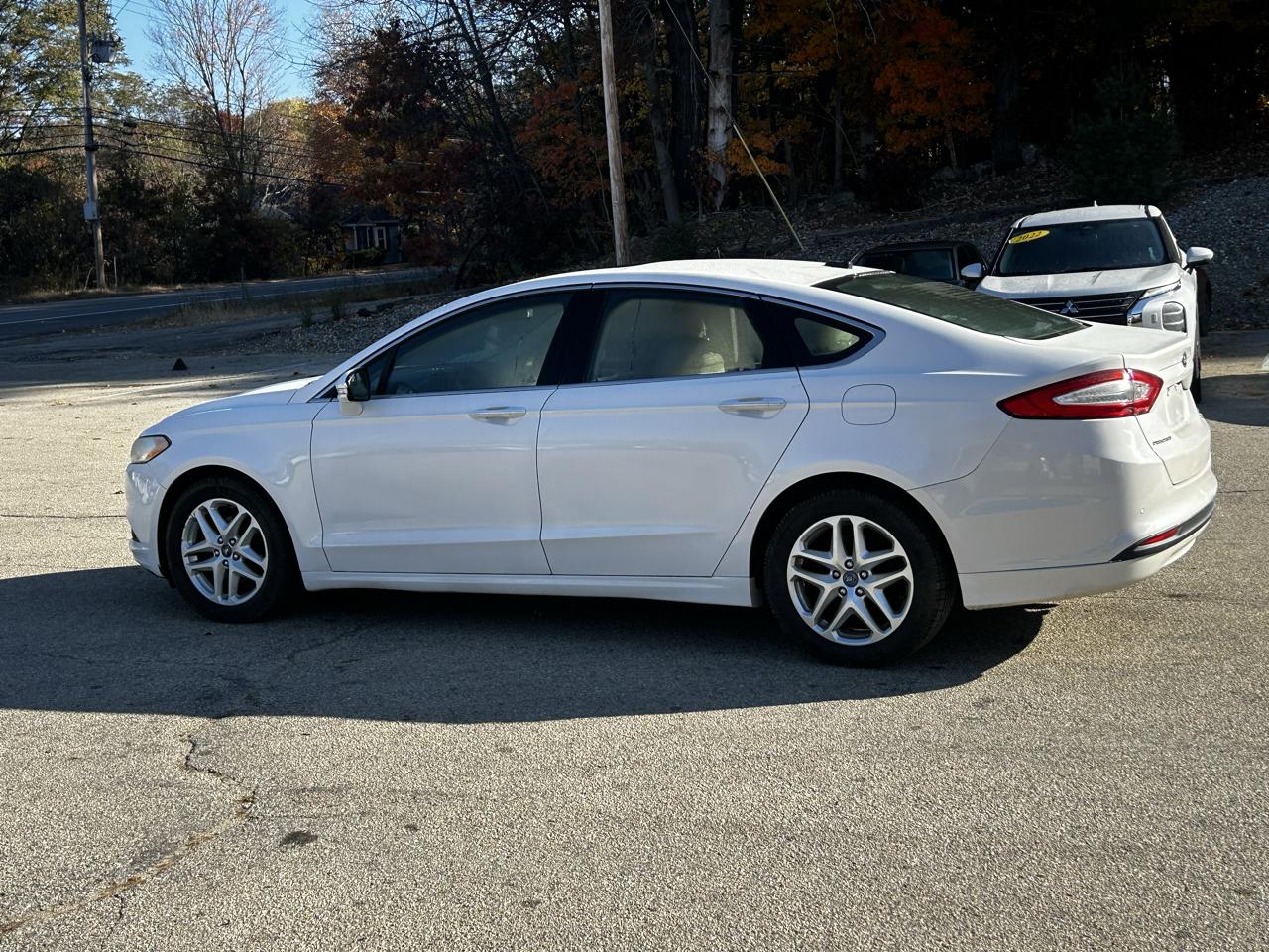 Ford Fusion SE 2013