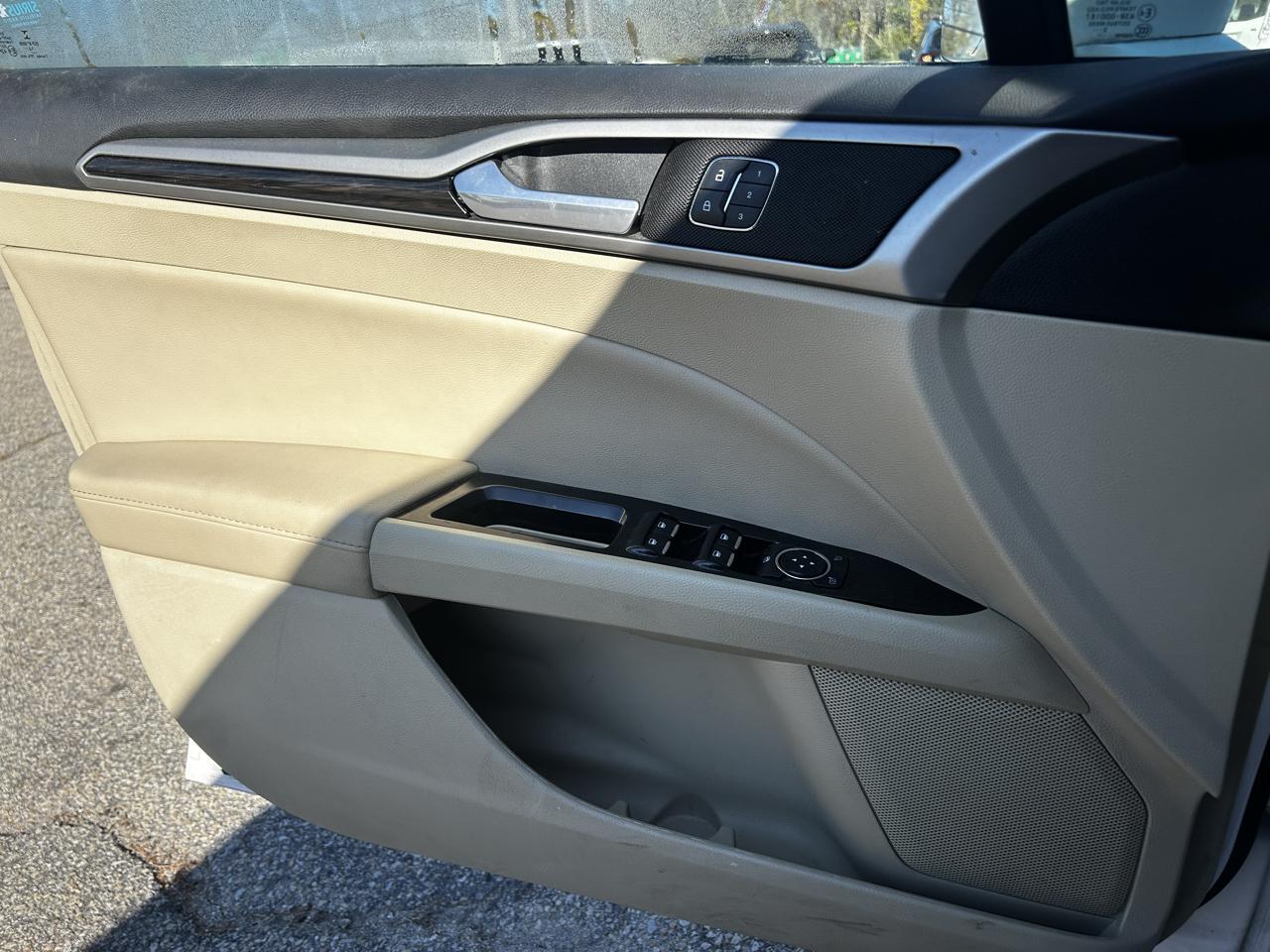 Ford Fusion SE 2013