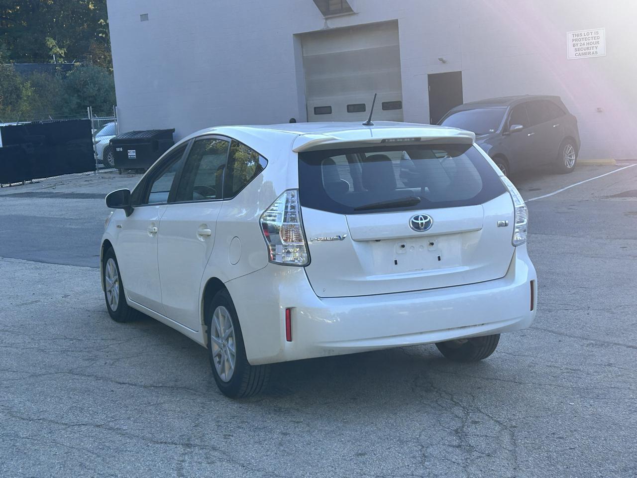 Toyota Prius V Two 2013