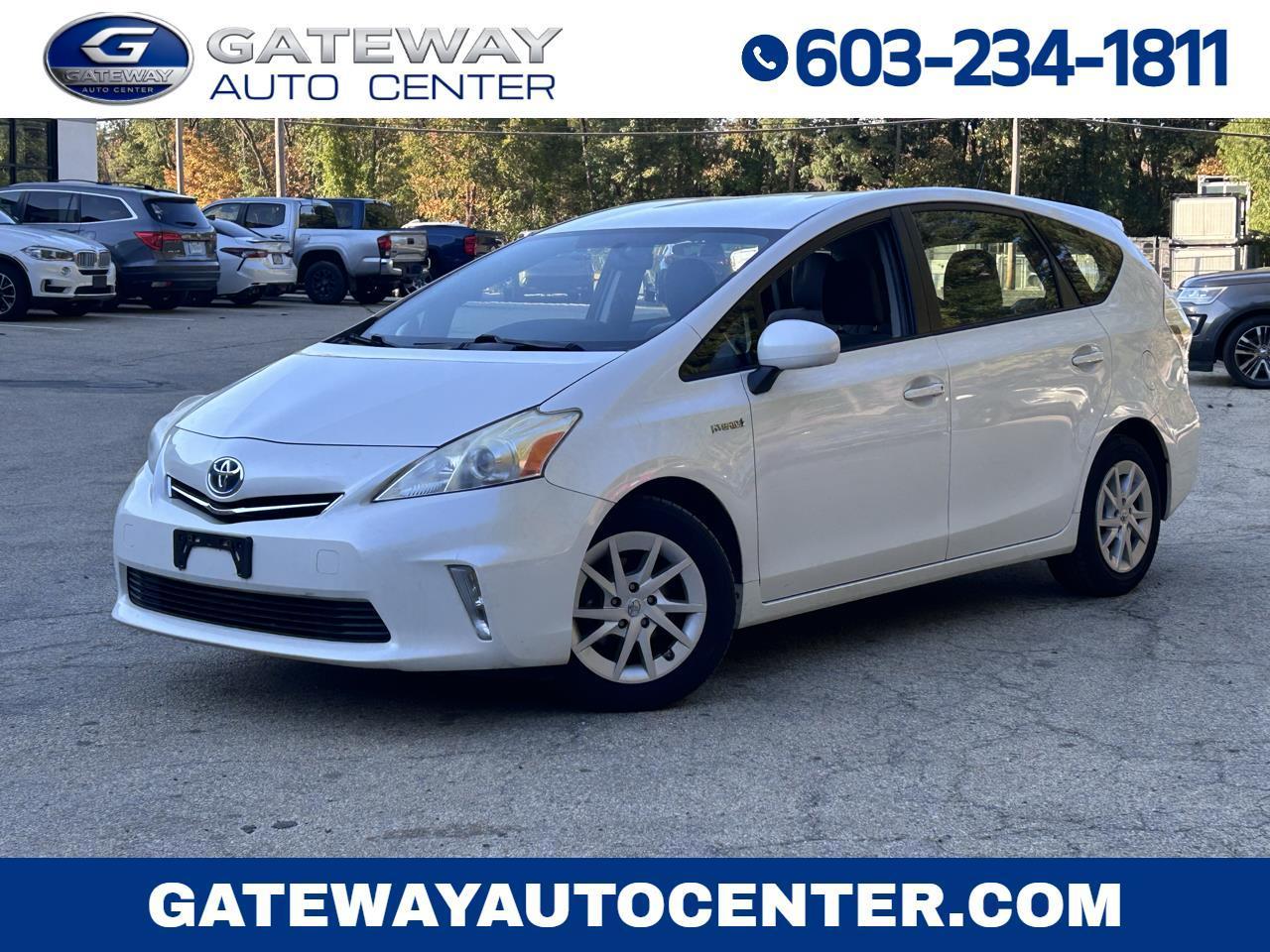 Toyota Prius V Two 2013