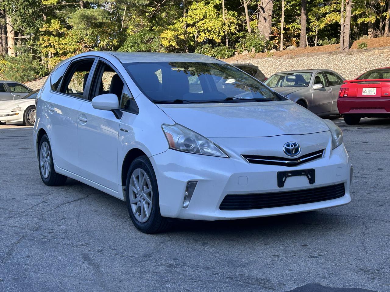 Toyota Prius V Two 2013