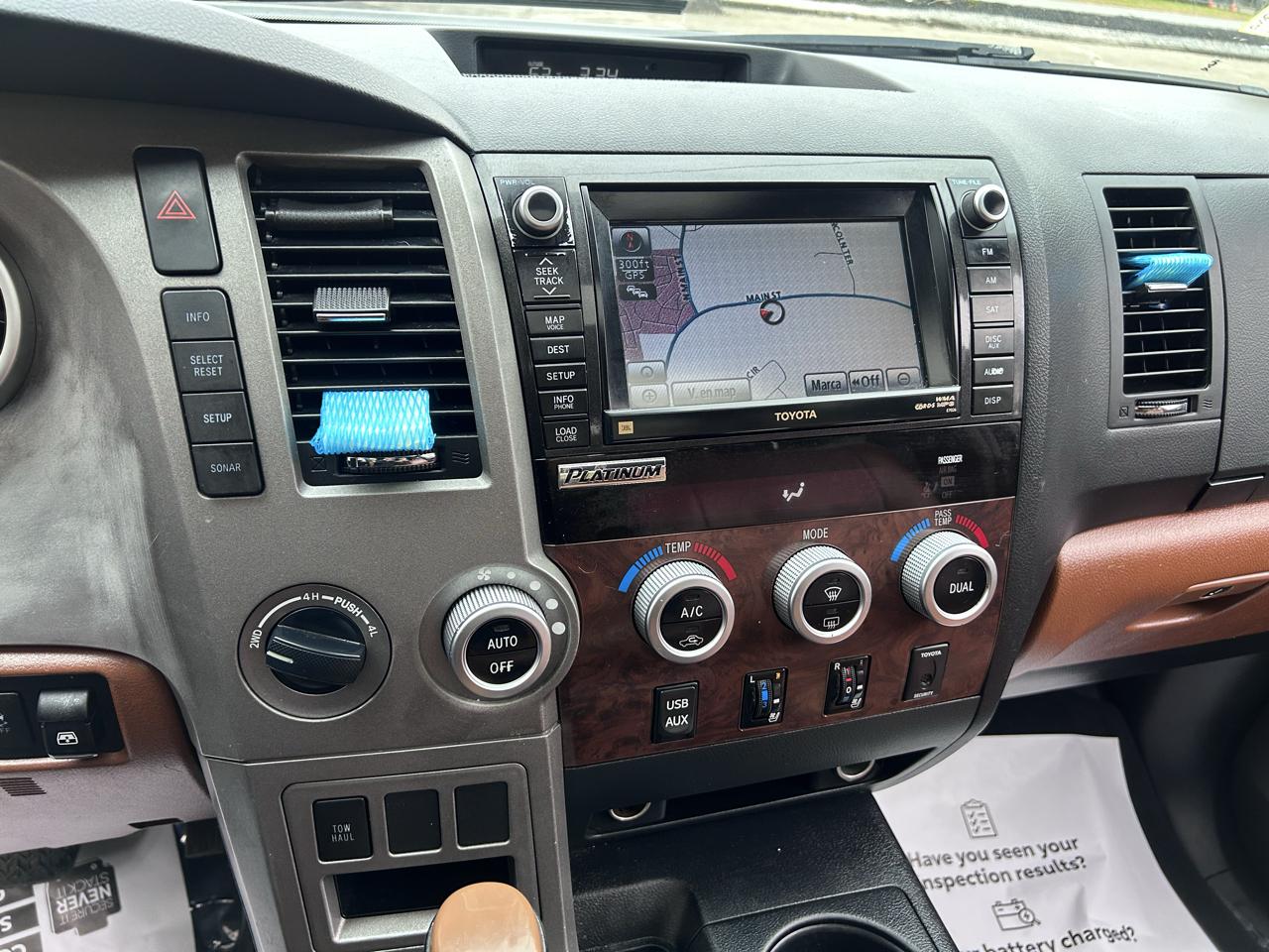 Toyota Tundra Limited 5.7L CrewMax 4WD 2010