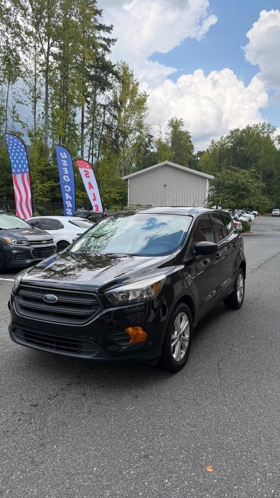 2019 Ford Escape S FWD