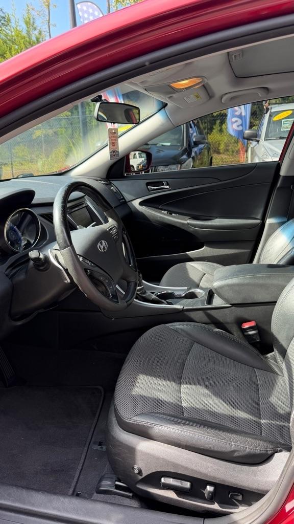 Hyundai Sonata SE Auto 2011