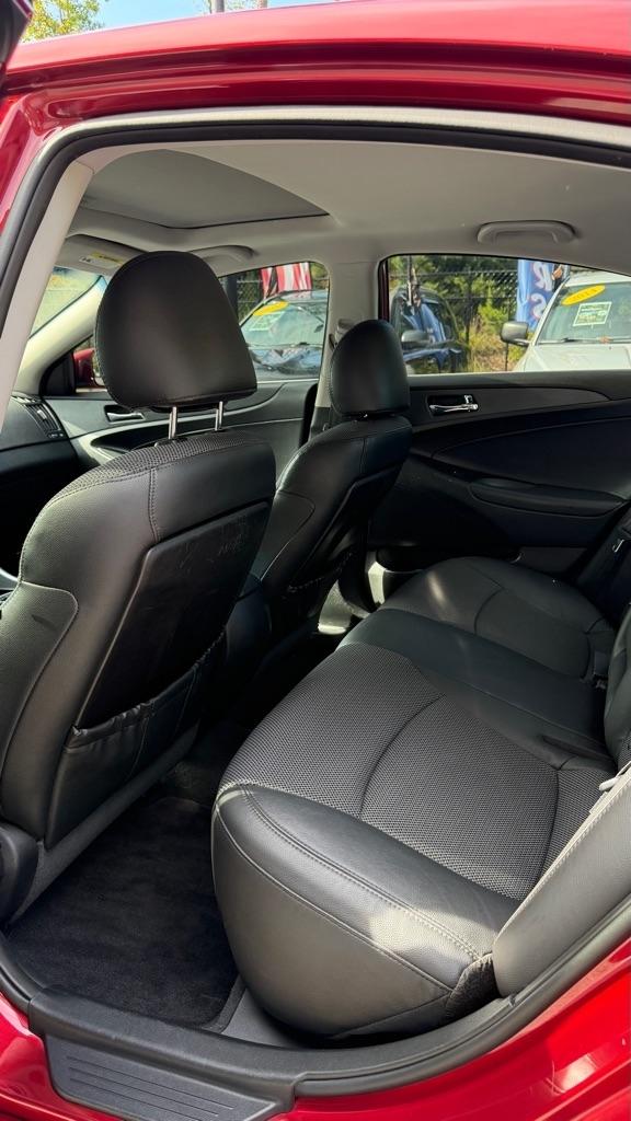 Hyundai Sonata SE Auto 2011