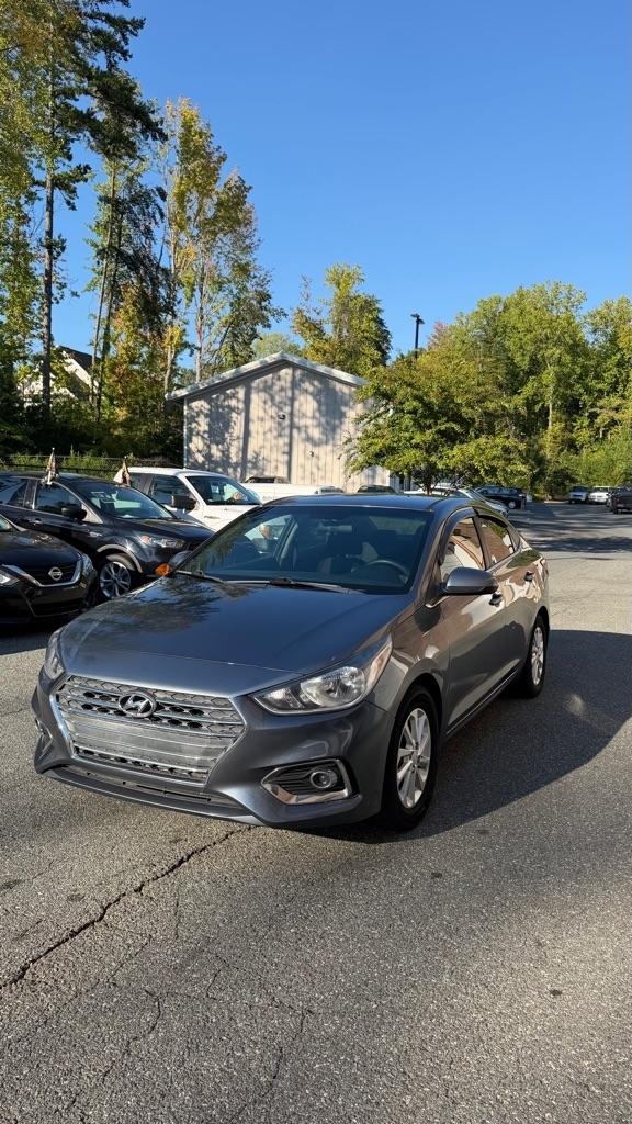 2019 Hyundai Accent SEL 4-Door 6A