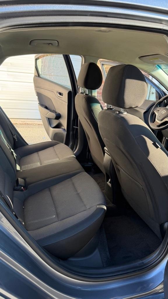 Hyundai Accent SEL 4-Door 6A 2019