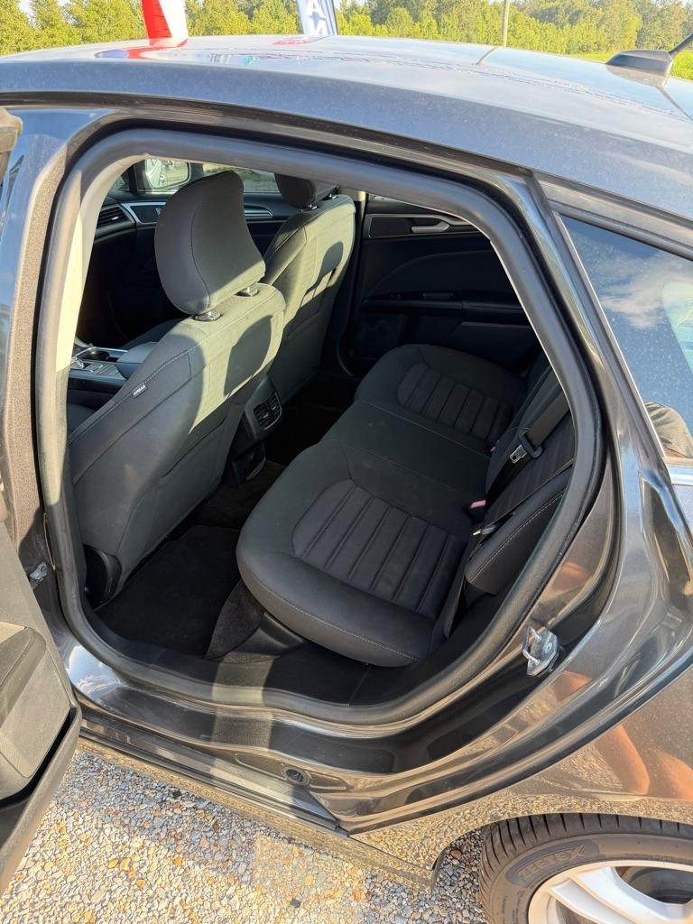Ford Fusion SE 2018