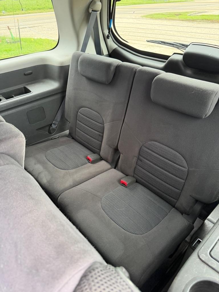 Nissan Pathfinder S 2WD 2006