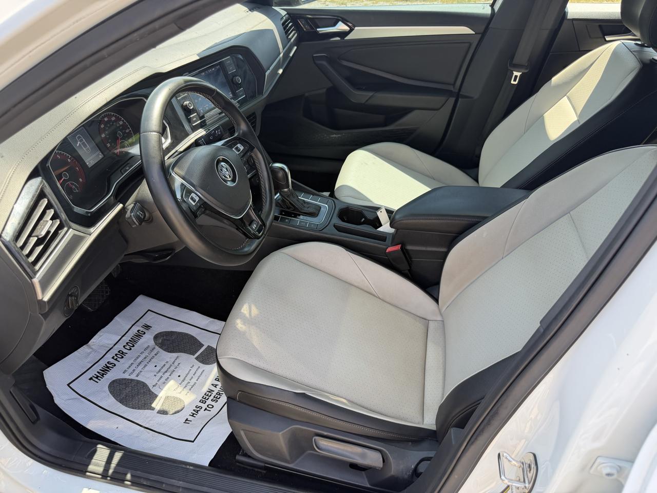 Volkswagen Jetta 1.4T R-Line 8A 2019