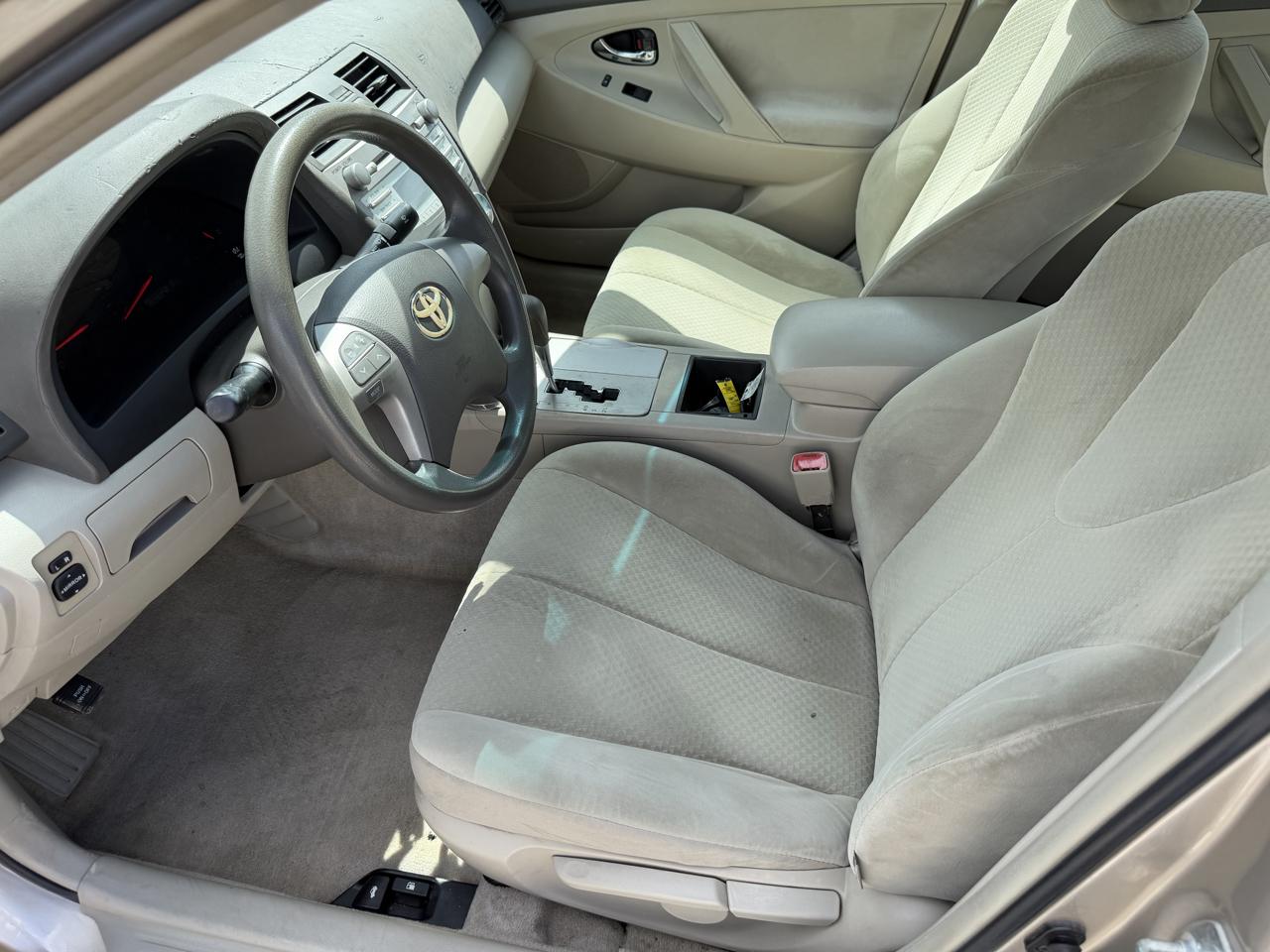 Toyota Camry SE 5-Spd AT 2009