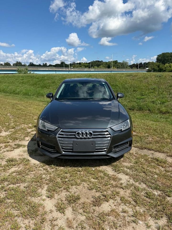 Audi A4 2.0T Premium quattro Sedan 2017
