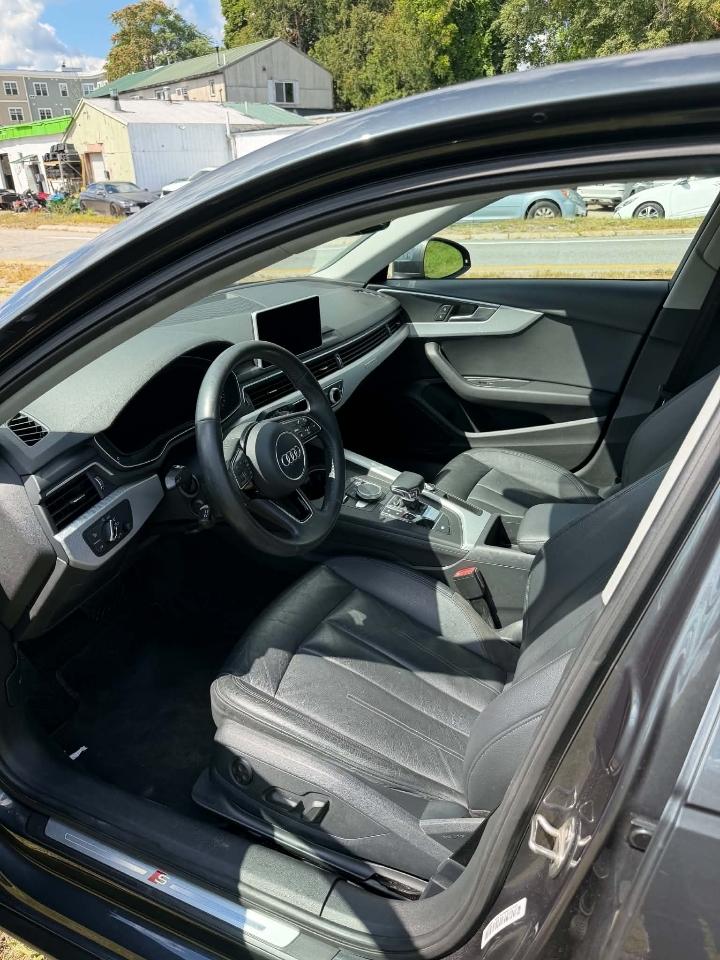 Audi A4 2.0T Premium quattro Sedan 2017