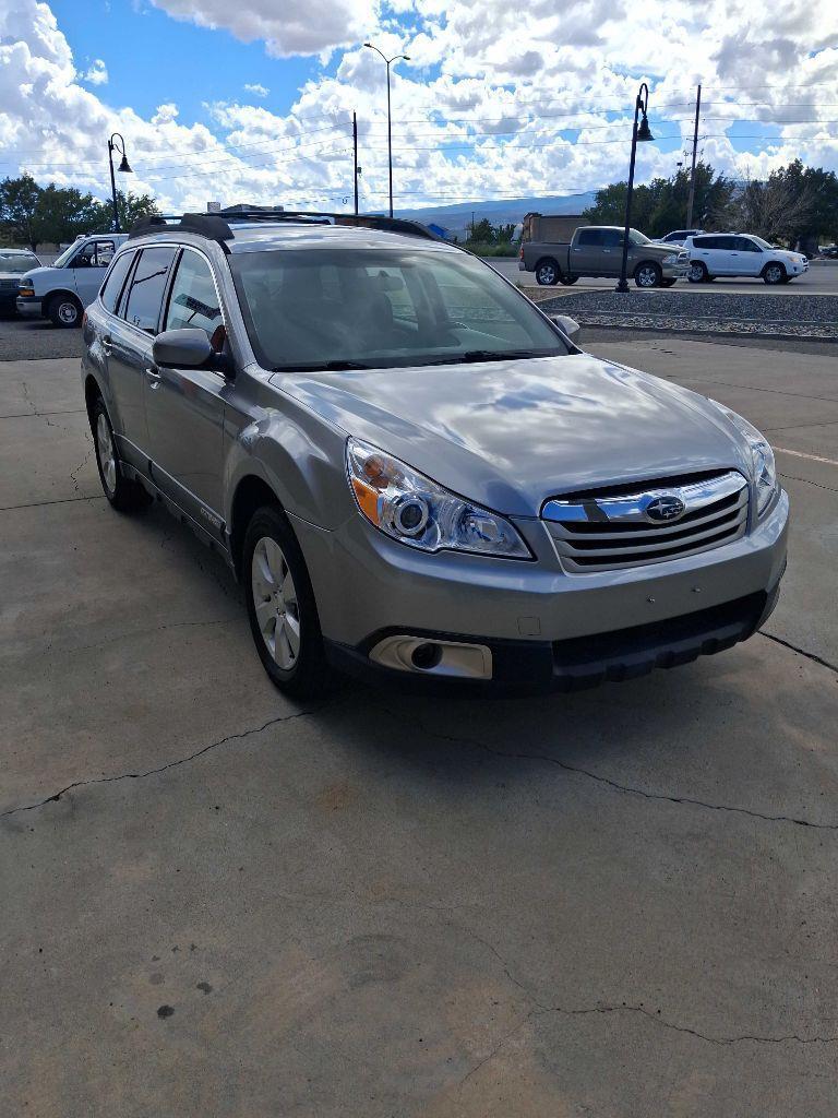 Subaru Outback 2.5i Premium 2011