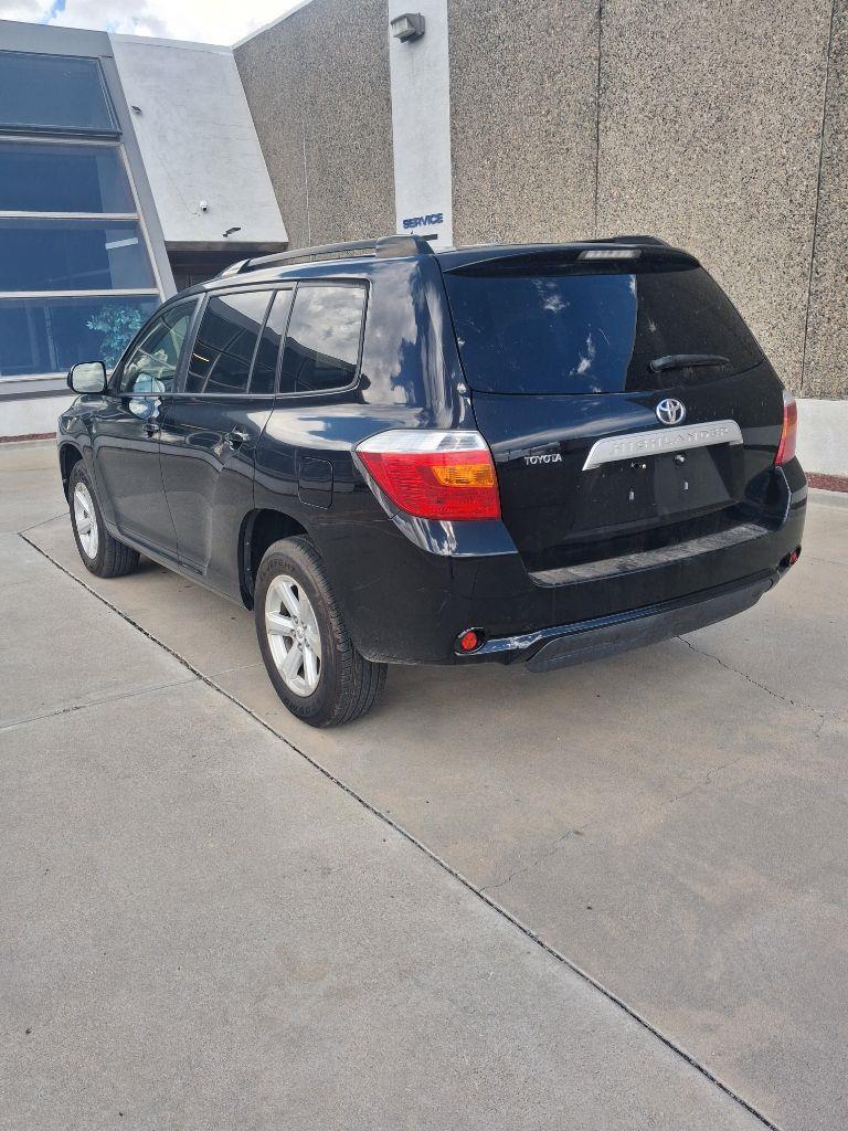 Toyota Highlander Base 2WD 2009