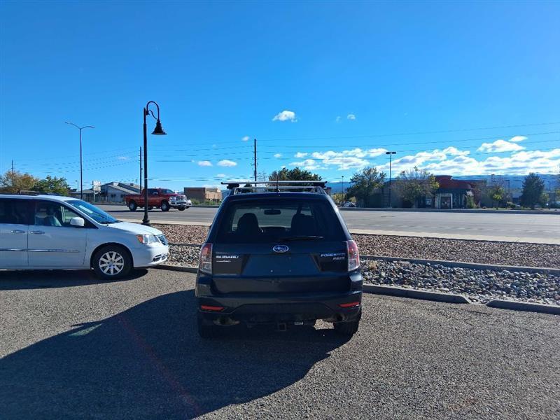 Subaru Forester 2.5X Premium 2012