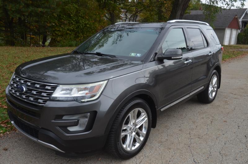2017 Ford Explorer Limited photo 2