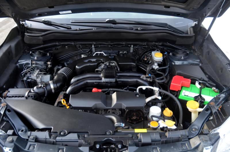 Subaru Forester 2.5i Touring 2015