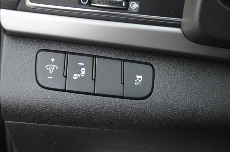 Hyundai Elantra  2018