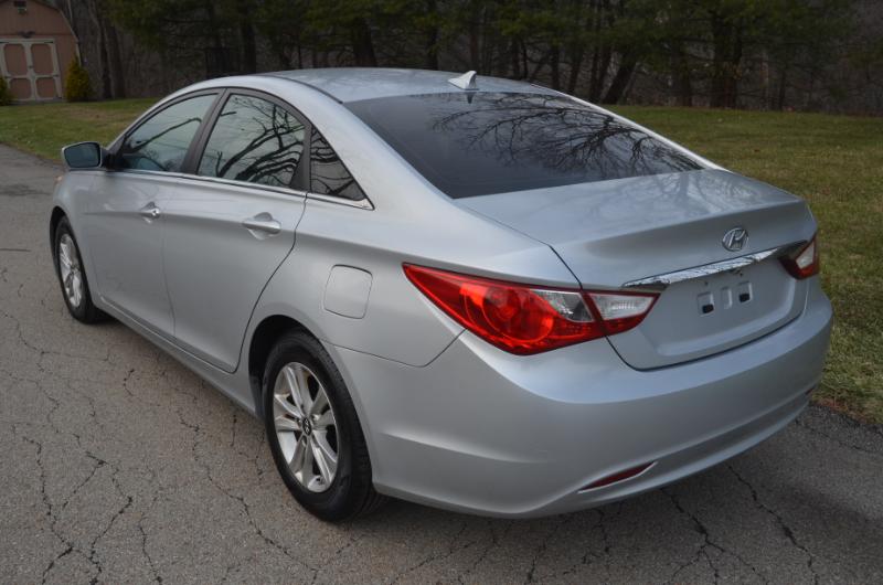 Hyundai Sonata GLS Auto 2011