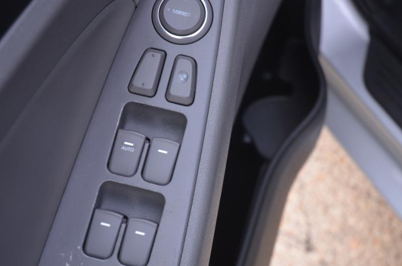 Hyundai Sonata GLS Auto 2011