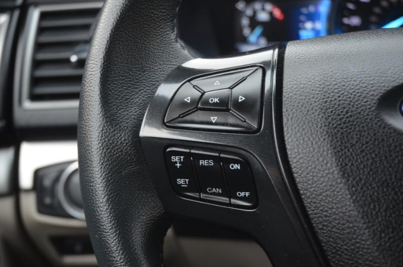 Ford Explorer XLT 4WD 2019