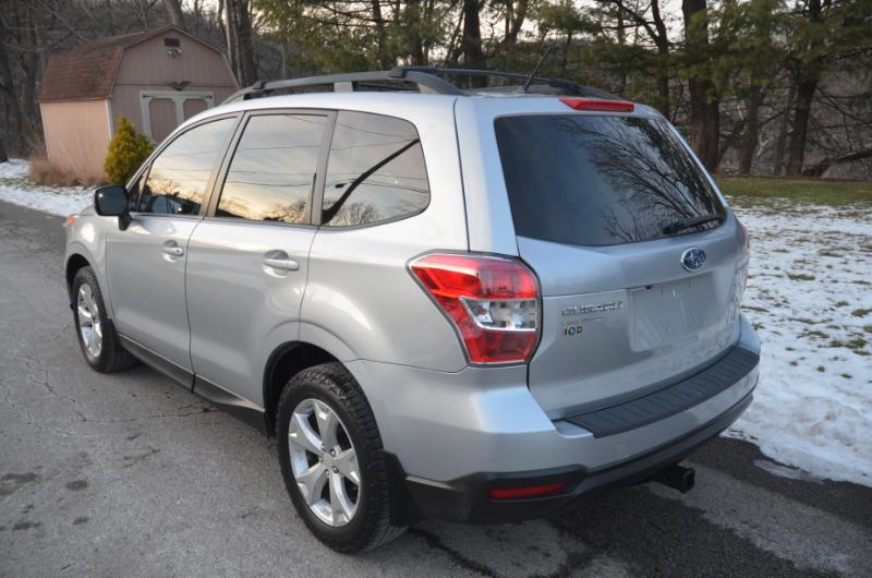 Subaru Forester 2.5i Premium 2015