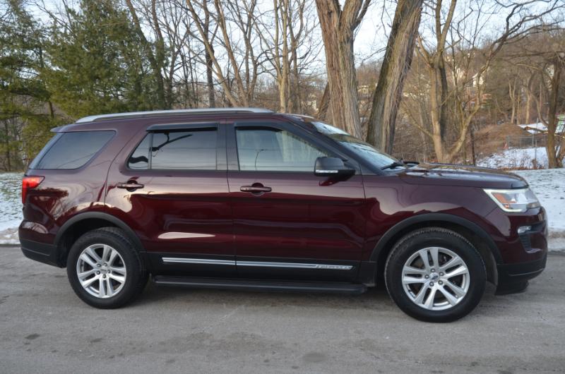 Ford Explorer XLT 4WD 2018