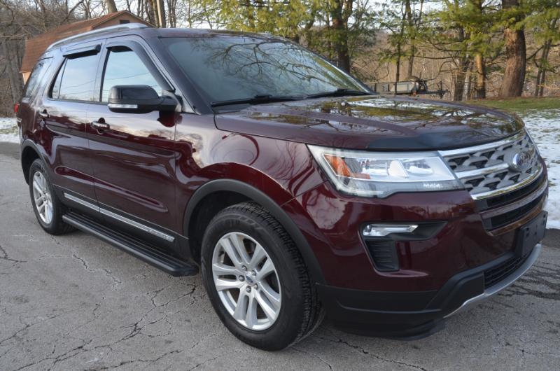 Ford Explorer XLT 4WD 2018