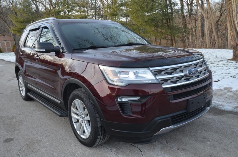 Ford Explorer XLT 4WD 2018