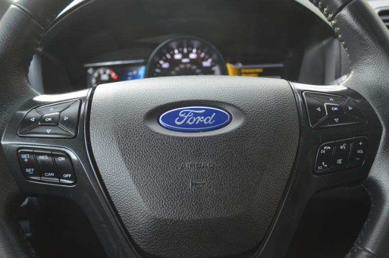 Ford Explorer XLT 4WD 2018