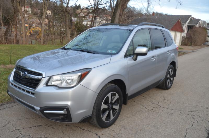 Subaru Forester 2.5i Premium PZEV CVT 2017