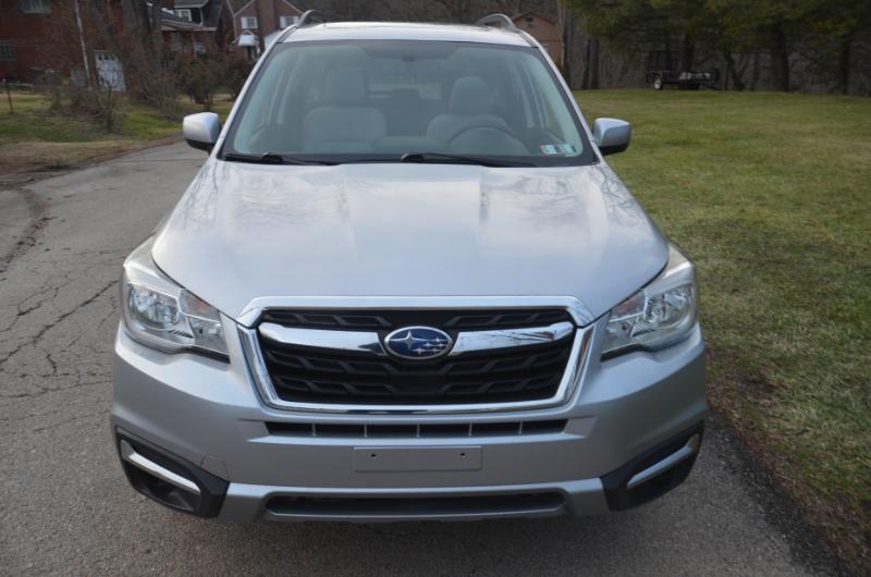 Subaru Forester 2.5i Premium PZEV CVT 2017