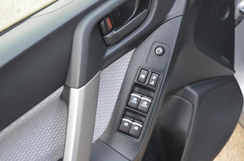 Subaru Forester 2.5i Premium PZEV CVT 2017