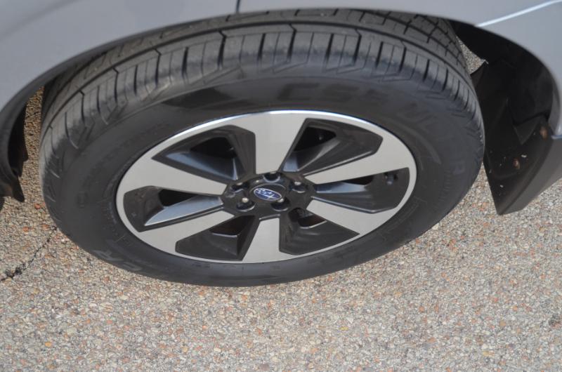 Subaru Forester 2.5i Premium PZEV CVT 2017