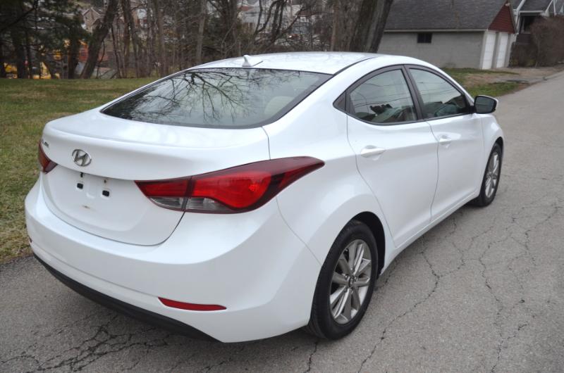 Hyundai Elantra SE 2016