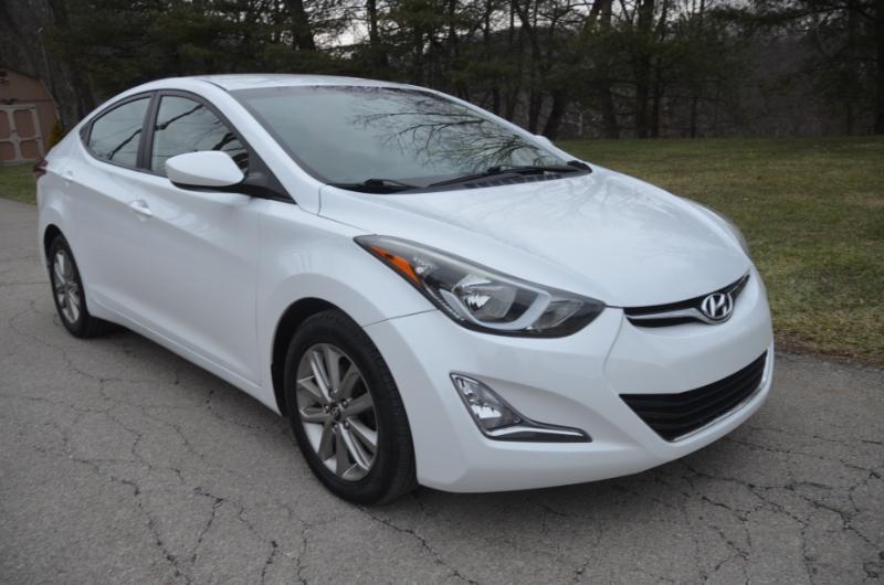 Hyundai Elantra SE 2016