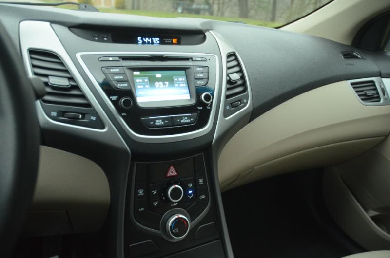 Hyundai Elantra SE 2016