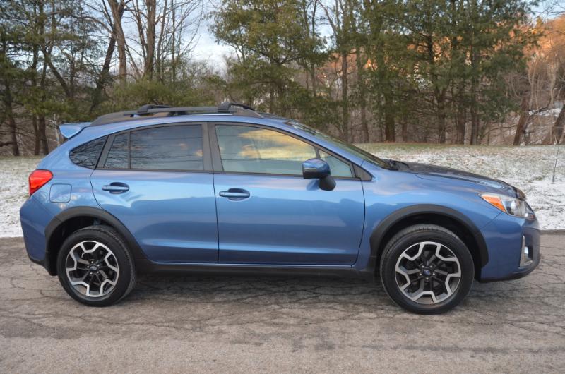 Subaru Crosstrek 2.0i Limited PZEV CVT 2017