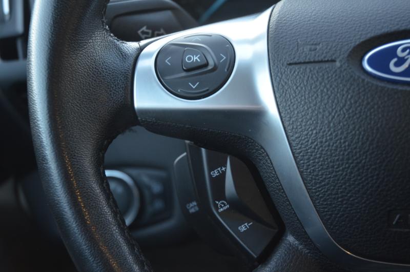 Ford Escape SEL 4WD 2013