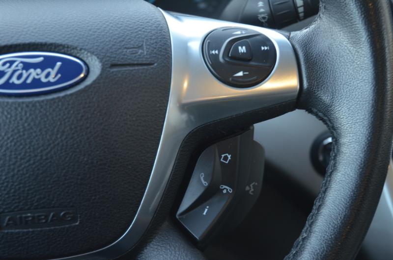 Ford Escape SEL 4WD 2013