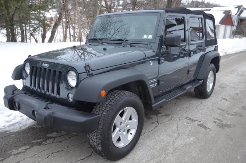 Jeep Wrangler Unlimited Sport 4WD 2017