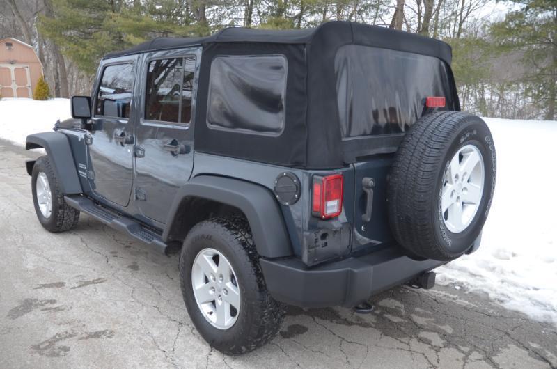 Jeep Wrangler Unlimited Sport 4WD 2017